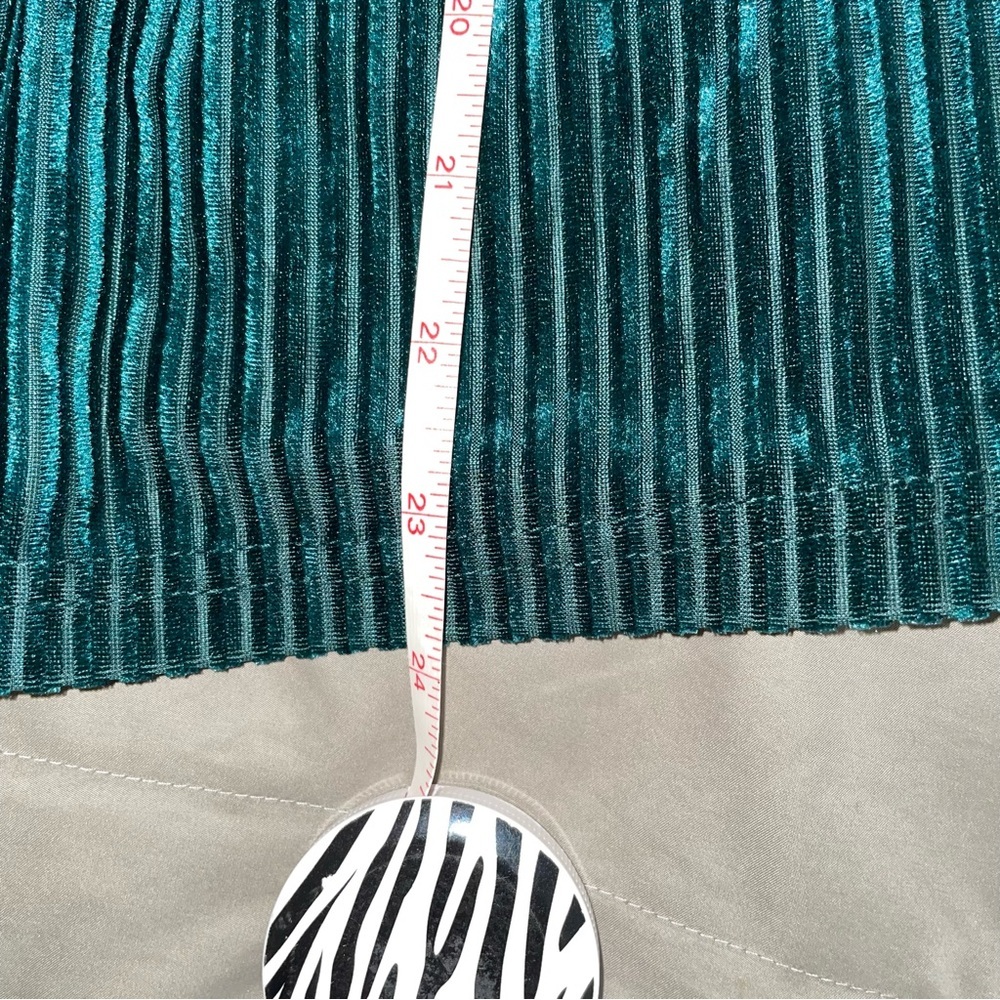 Shein Teal Green Velvet Burnout Stripes Women's Top with Puff Sleeve Size 2X - Picture 11 of 11